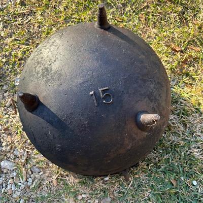 Large Antique Cast Iron 3-Leg Kettle / Camp Cauldron – #15 Marked