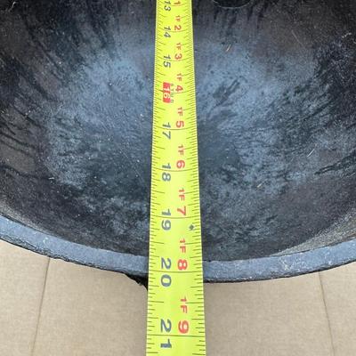 Large Antique Cast Iron 3-Leg Kettle / Camp Cauldron – #15 Marked