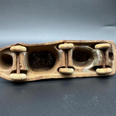 Vintage Cast Iron Toy Car – Art Deco Style – Rolling Wheels – Rustic Patina