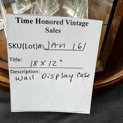 Curved glass wall or table display