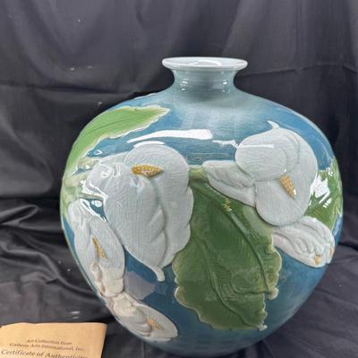 Jingdezhen Very large Lilly Vase with original box and paperwork