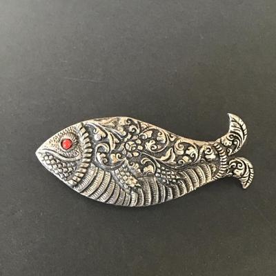 Sale Photo Thumbnail #37: Vintage silver tone fish hair barrette with red eye Please see attached pictures
