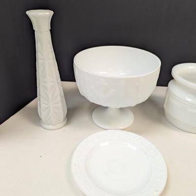 Several Pieces Of Milk Glass Containers