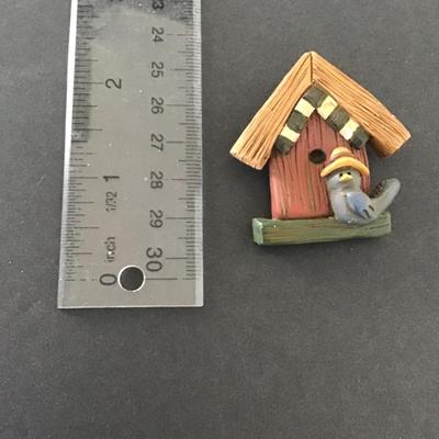 Sale Photo Thumbnail #72: Very cute bird house brooch Please see attached pictures