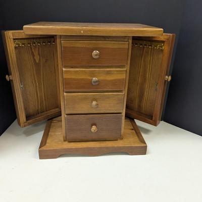 Table Top Jewelry Box