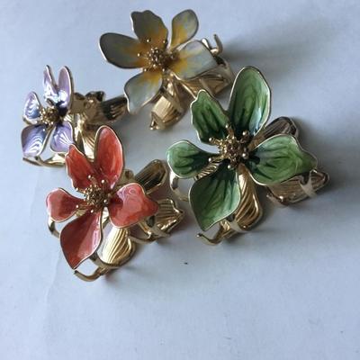 Lot of colorful enamel flower hair claw clips