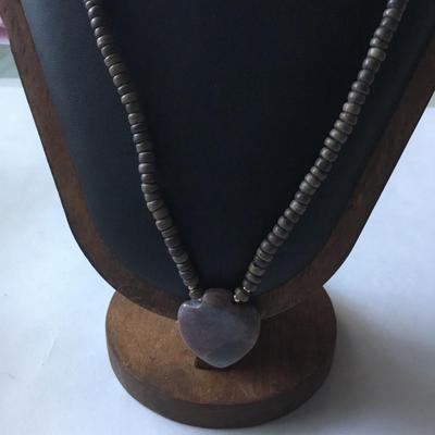 Vintage brown beaded with stone pendant necklace