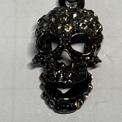 Rhinestone skull earrings