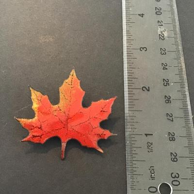 Sale Photo Thumbnail #52: Vintage Enamel oak leaf brooch Please see attached pictures