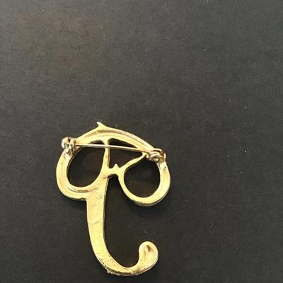 Sale Photo Thumbnail #59: Gold tone initial P brooch
