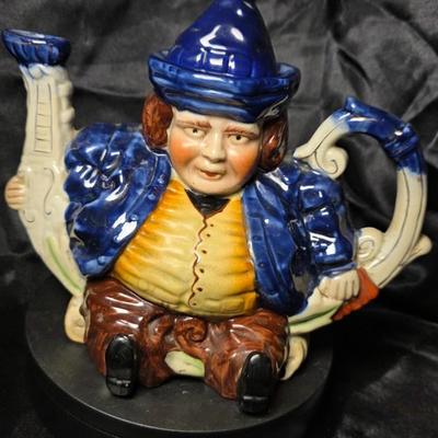 Vintage Staffordshire Toby Parliament Judge Figural Teapot – Blue & White Porcelain Character Tea Pot