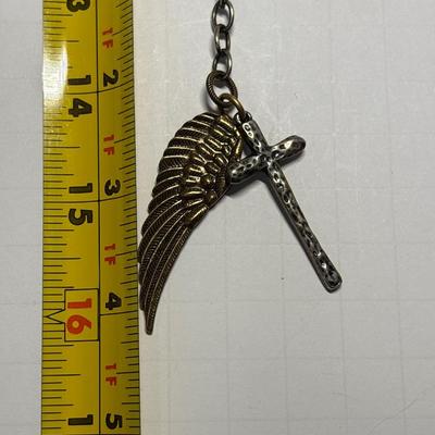 Cross/wing/heart necklace