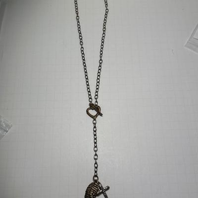 Cross/wing/heart necklace
