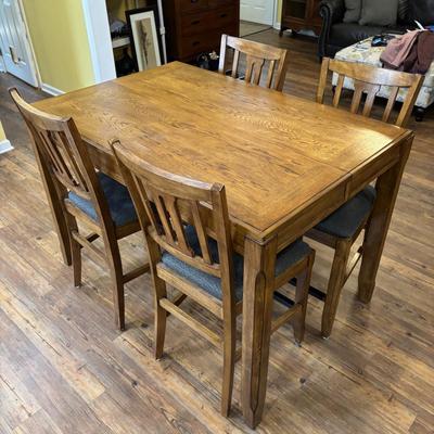 LOT 185: Pub Height Table & Chairs Set