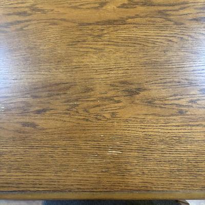 LOT 185: Pub Height Table & Chairs Set