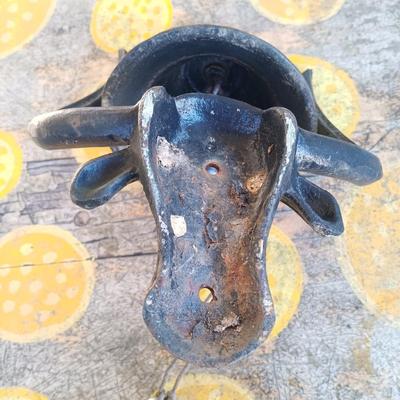 LOT 186: Cast Iron Cow Head Dinner Bell