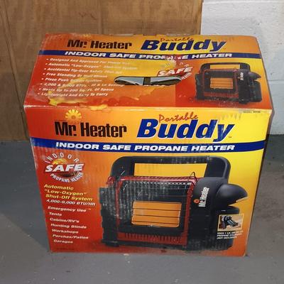 LOT 190: Collection of Heaters and Fans