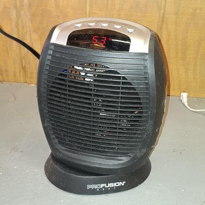 LOT 190: Collection of Heaters and Fans