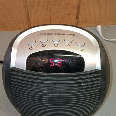 LOT 190: Collection of Heaters and Fans