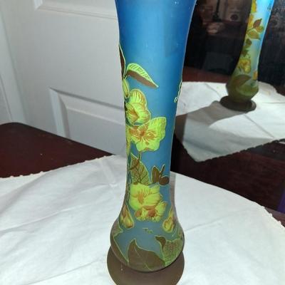 Sale Photo Thumbnail #8: Green Blue Emille Galle Romanion 1950s MCM  Reproduction Vase. Excellent Condition. An Original Galle is priced in the thousands, these high quality Reproductions gave you near Galle Quality for hundreds. Hard to find beautiful floral Art Nouveau style wi