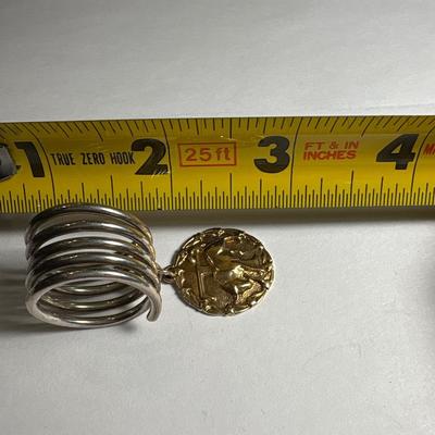 14k Texas Longhorns charm on ring (size 10)