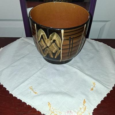 Sale Photo Thumbnail #53: Amazing Mid Century Modern Vase.