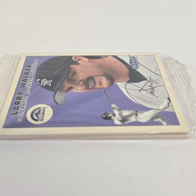 LOT 121: Various Baseball and Other Sports Cards