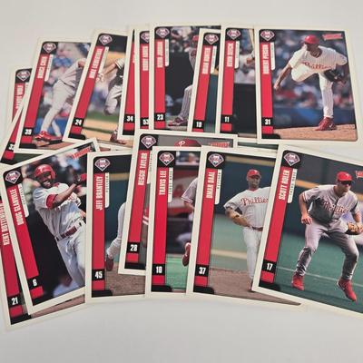 LOT 121: Various Baseball and Other Sports Cards