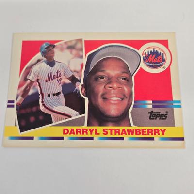 LOT 121: Various Baseball and Other Sports Cards
