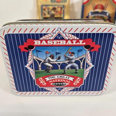 LOT 121: Various Baseball and Other Sports Cards