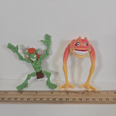 LOT 127: Small Soldiers Scratch It Power Drill Cycle Driver, Gorgonites Miniac Action Figures, and Multiple Tools and Weapons