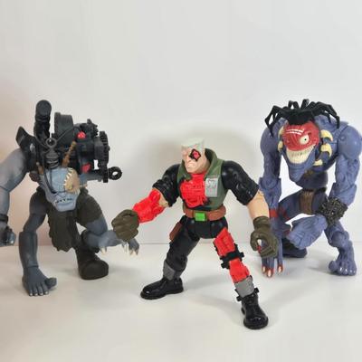 LOT 128: Small Soldiers Insaniac, Major Chip Hazard, and Freakenstein Action Figures