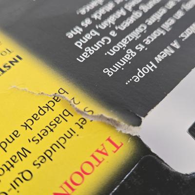 LOT 134: Star Wars: The Power of the Force Episode I Sneak Preview Mace Windu Action Figure, Sith Accessory Set, Tatooine Accessory Set...