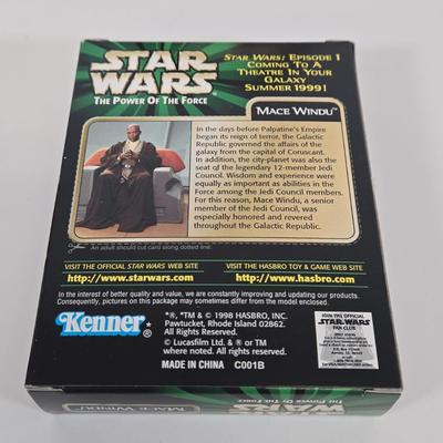 LOT 134: Star Wars: The Power of the Force Episode I Sneak Preview Mace Windu Action Figure, Sith Accessory Set, Tatooine Accessory Set...
