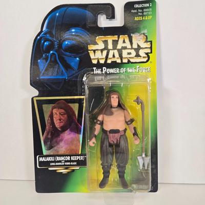 LOT 137: Power of the Force Oola and Salacious Crumb, Gamorrean Guard, Admiral Ackbar,Malakili (Rancor Keeper), and R2-D2 Action Figures