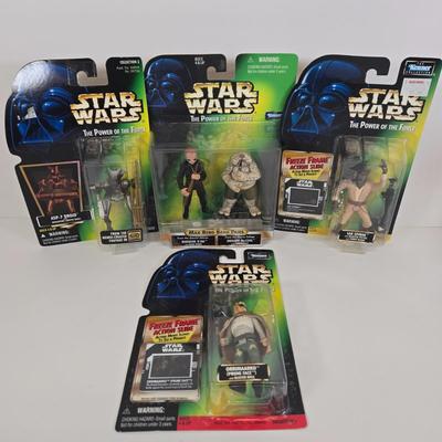 LOT 139: Kenner Star Wars Max Rebo Band Pairs Barquin D'AN & Droopy McCool, Lak Sivrak, ASP-7 Droid, and Force Orrimaarko (Prune...