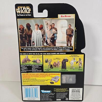 LOT 140: Hasbro Star Wars: The Power of the Force Luke Skywalker, Saelt-Marae (Yak Face), Mon Mothma, and Biggs Darklighter Action Figures