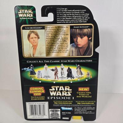 LOT 140: Hasbro Star Wars: The Power of the Force Luke Skywalker, Saelt-Marae (Yak Face), Mon Mothma, and Biggs Darklighter Action Figures