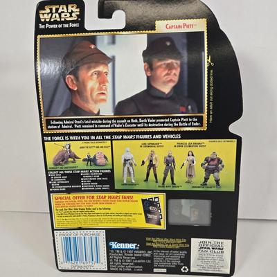 LOT 141: Kenner Star Wars: The Power of the Force R2-D2, Dengar, Ugnaughts, and Captain Piett Action Figures