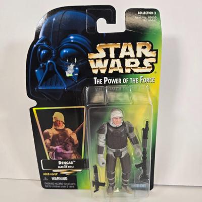 LOT 141: Kenner Star Wars: The Power of the Force R2-D2, Dengar, Ugnaughts, and Captain Piett Action Figures