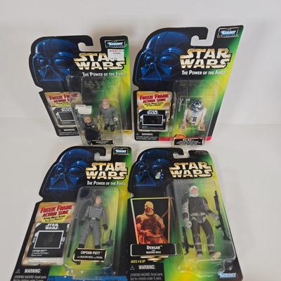 LOT 141: Kenner Star Wars: The Power of the Force R2-D2, Dengar, Ugnaughts, and Captain Piett Action Figures