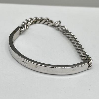 LOT 182J: Bracelet and Ring Collection featuring a Tibetan carved bone and Carnelian hinged bangle bracelet.