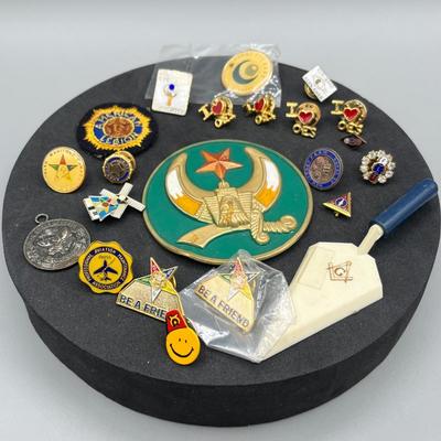 LOT 189J: Fraternal Organization Pins and More
