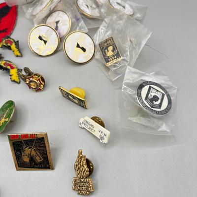 LOT 192J: Military Memorabilia Pin Collection