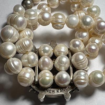 French Kande pearl bracelet with bag