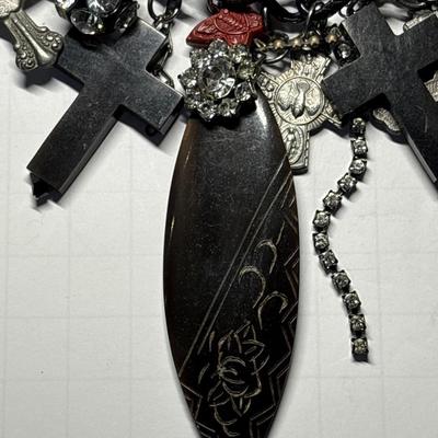 Fabulous black chain with multiple pendants