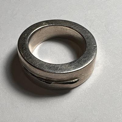 Thick Sterling ring (size 9)