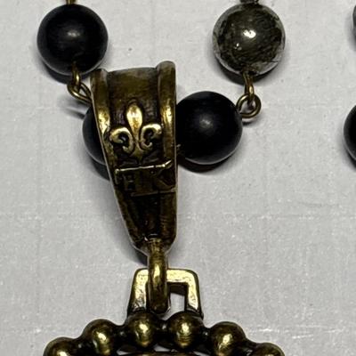 French Kande Crowned Heart necklace