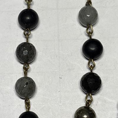 French Kande Crowned Heart necklace