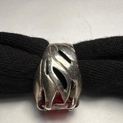 Sterling red stone ring (size 8)